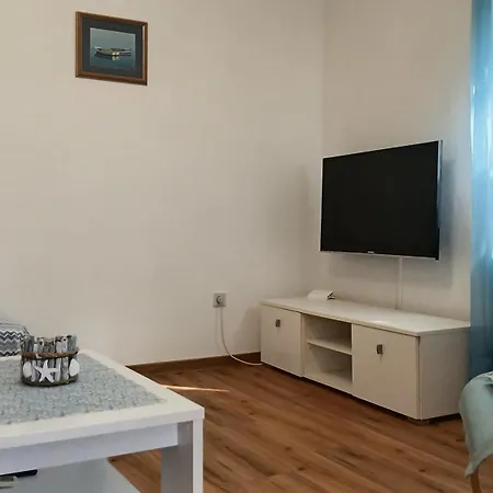 Διαμέρισμα Tihana-ground Floor With Large Terrace